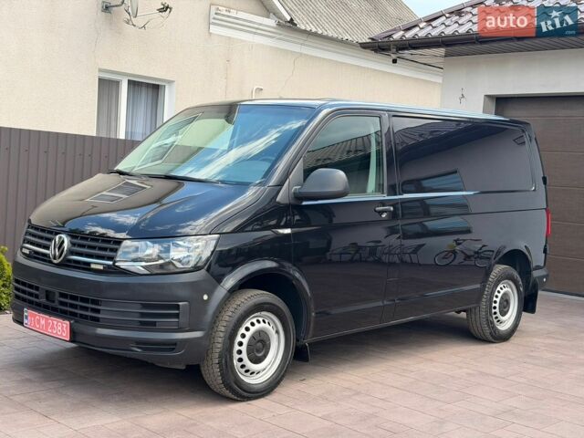Черный Фольксваген Transporter, объемом двигателя 2 л и пробегом 241 тыс. км за 14700 $, фото 1 на Automoto.ua