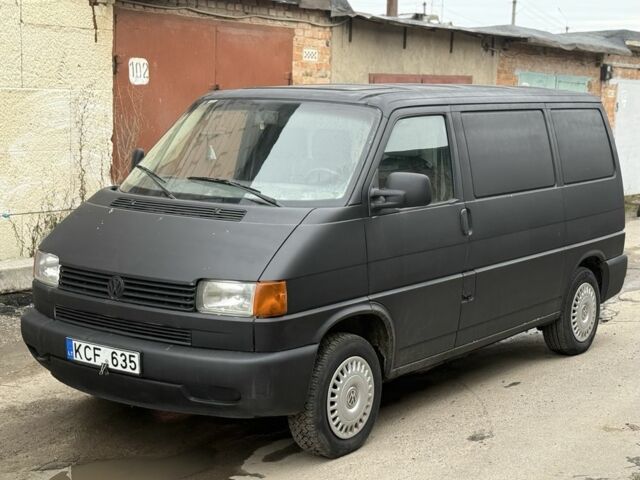 Черный Фольксваген Transporter, объемом двигателя 1.9 л и пробегом 375 тыс. км за 2599 $, фото 1 на Automoto.ua