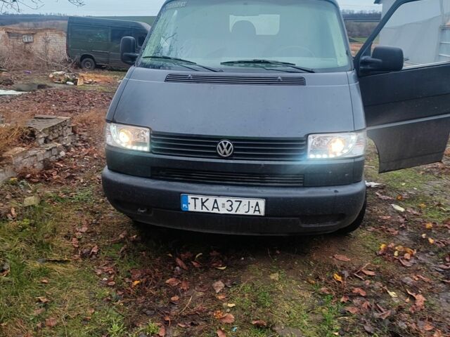 Чорний Фольксваген Transporter, об'ємом двигуна 1.9 л та пробігом 438 тис. км за 2500 $, фото 1 на Automoto.ua