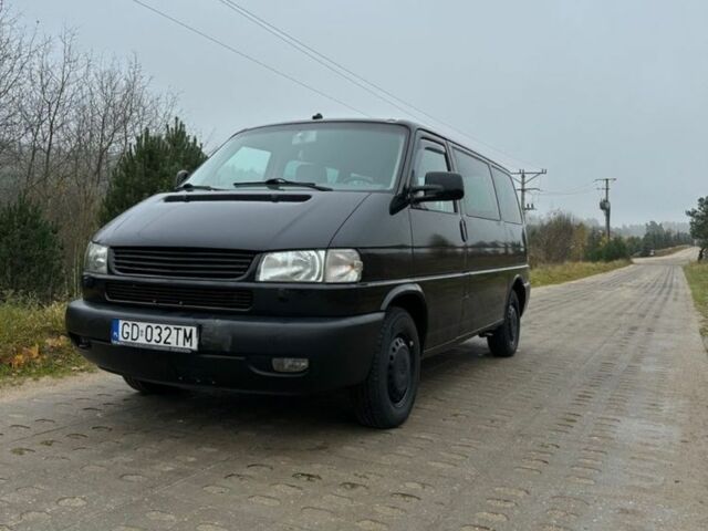 Чорний Фольксваген Transporter, об'ємом двигуна 2.5 л та пробігом 200 тис. км за 2950 $, фото 1 на Automoto.ua