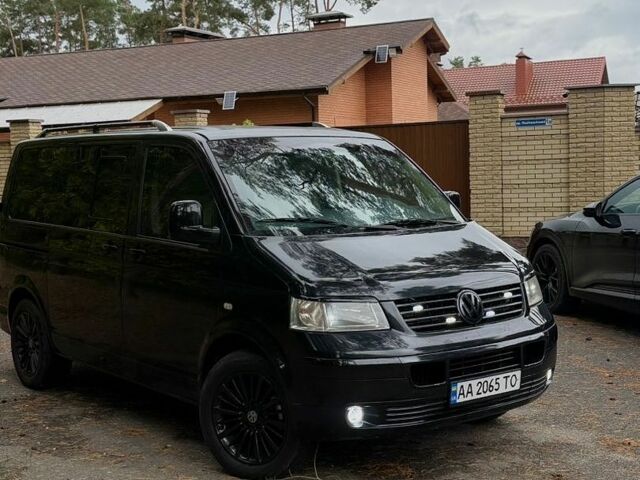 Чорний Фольксваген Transporter, об'ємом двигуна 2.5 л та пробігом 261 тис. км за 8750 $, фото 1 на Automoto.ua