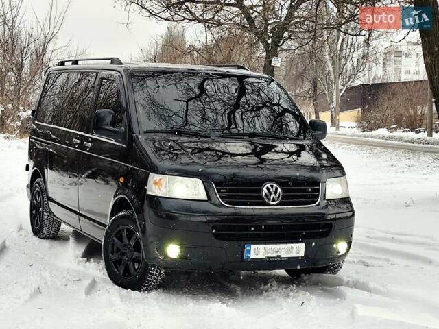 Черный Фольксваген Transporter, объемом двигателя 1.9 л и пробегом 264 тыс. км за 12000 $, фото 1 на Automoto.ua