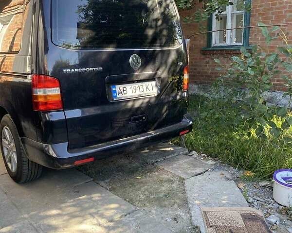 Черный Фольксваген Transporter, объемом двигателя 1.9 л и пробегом 327 тыс. км за 9000 $, фото 1 на Automoto.ua