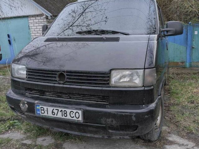 Черный Фольксваген Transporter, объемом двигателя 2.4 л и пробегом 700 тыс. км за 2500 $, фото 1 на Automoto.ua