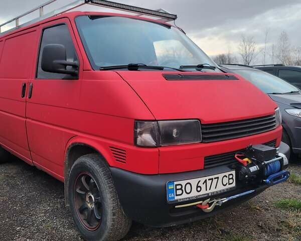 Червоний Фольксваген Transporter, об'ємом двигуна 1.9 л та пробігом 409 тис. км за 6800 $, фото 1 на Automoto.ua