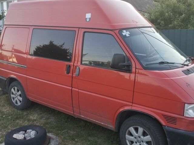 Красный Фольксваген Transporter, объемом двигателя 0 л и пробегом 500 тыс. км за 4700 $, фото 1 на Automoto.ua