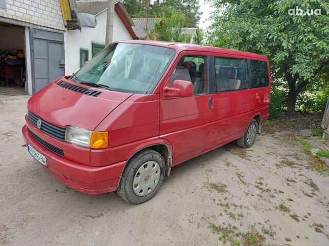 Красный Фольксваген Transporter, объемом двигателя 1.9 л и пробегом 400 тыс. км за 6400 $, фото 1 на Automoto.ua