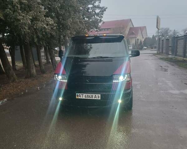 Красный Фольксваген Transporter, объемом двигателя 2.5 л и пробегом 533 тыс. км за 5900 $, фото 1 на Automoto.ua