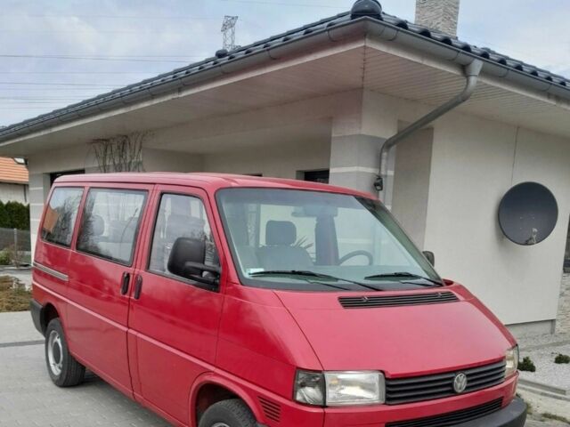 Красный Фольксваген Transporter, объемом двигателя 0 л и пробегом 267 тыс. км за 1385 $, фото 1 на Automoto.ua