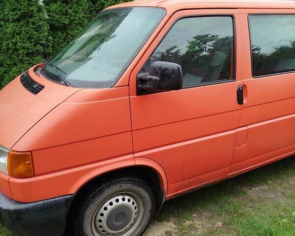 Червоний Фольксваген Transporter, об'ємом двигуна 1.9 л та пробігом 309 тис. км за 6000 $, фото 1 на Automoto.ua