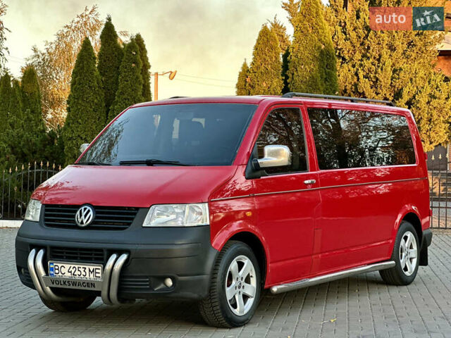 Красный Фольксваген Transporter, объемом двигателя 2.46 л и пробегом 295 тыс. км за 10350 $, фото 1 на Automoto.ua