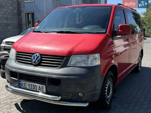 Красный Фольксваген Transporter, объемом двигателя 2.5 л и пробегом 283 тыс. км за 9500 $, фото 1 на Automoto.ua
