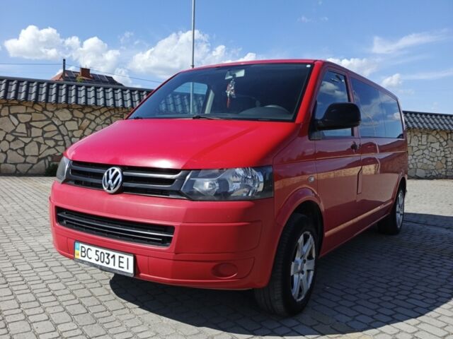 Красный Фольксваген Transporter, объемом двигателя 1.97 л и пробегом 268 тыс. км за 14900 $, фото 1 на Automoto.ua