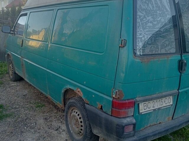 Фольксваген Transporter, объемом двигателя 2.5 л и пробегом 250 тыс. км за 2800 $, фото 1 на Automoto.ua