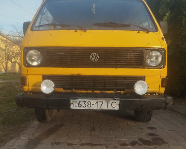 Фольксваген Transporter, объемом двигателя 1.9 л и пробегом 138 тыс. км за 1600 $, фото 1 на Automoto.ua