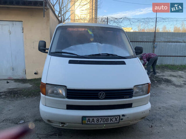 Фольксваген Transporter, объемом двигателя 2.5 л и пробегом 265 тыс. км за 5500 $, фото 1 на Automoto.ua