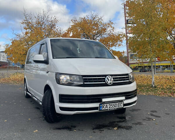 Фольксваген Transporter, об'ємом двигуна 1.97 л та пробігом 250 тис. км за 19799 $, фото 1 на Automoto.ua