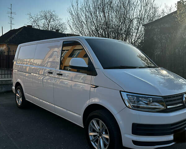 Фольксваген Transporter, об'ємом двигуна 2 л та пробігом 213 тис. км за 17799 $, фото 1 на Automoto.ua