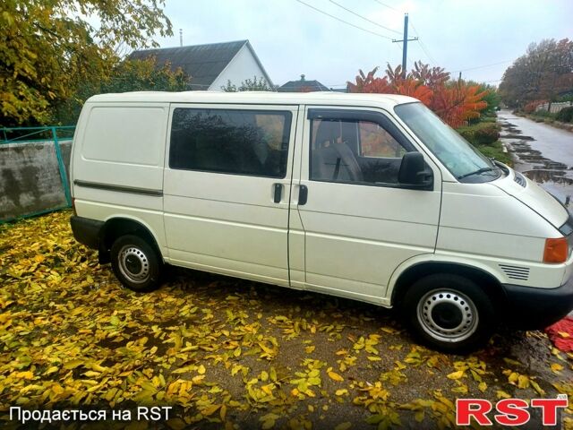 Фольксваген Transporter, объемом двигателя 1.9 л и пробегом 415 тыс. км за 5100 $, фото 1 на Automoto.ua