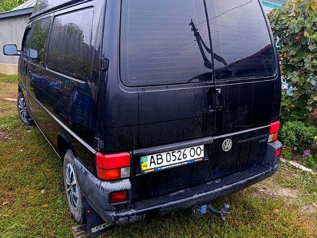 Фольксваген Transporter, объемом двигателя 2.5 л и пробегом 111 тыс. км за 5200 $, фото 1 на Automoto.ua