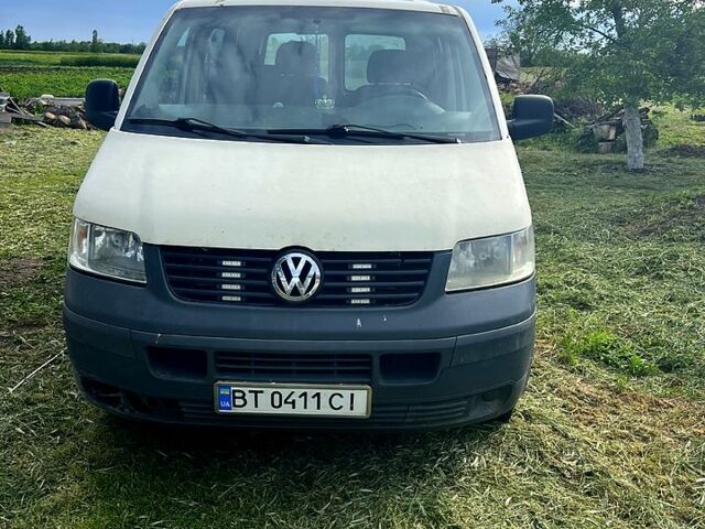 Фольксваген Transporter, объемом двигателя 1.9 л и пробегом 303 тыс. км за 4300 $, фото 1 на Automoto.ua