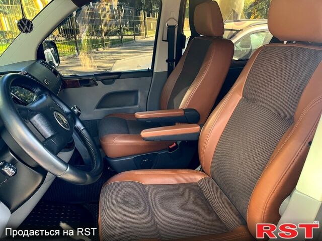 Фольксваген Transporter, об'ємом двигуна 25 л та пробігом 446 тис. км за 9800 $, фото 1 на Automoto.ua