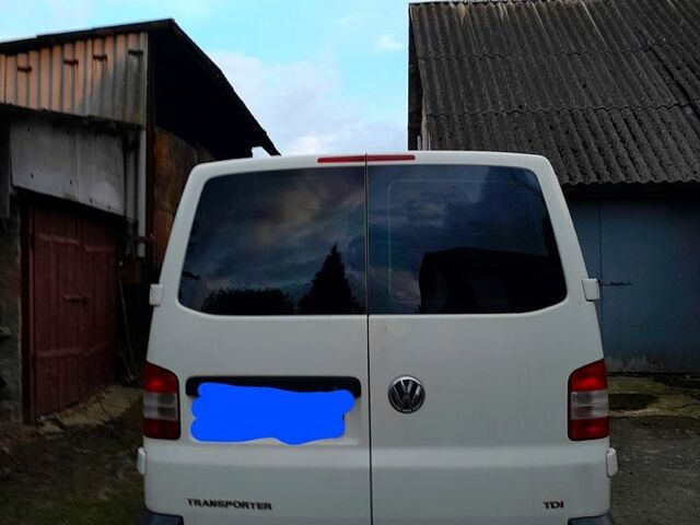 Фольксваген Transporter, объемом двигателя 1.9 л и пробегом 280 тыс. км за 11000 $, фото 1 на Automoto.ua