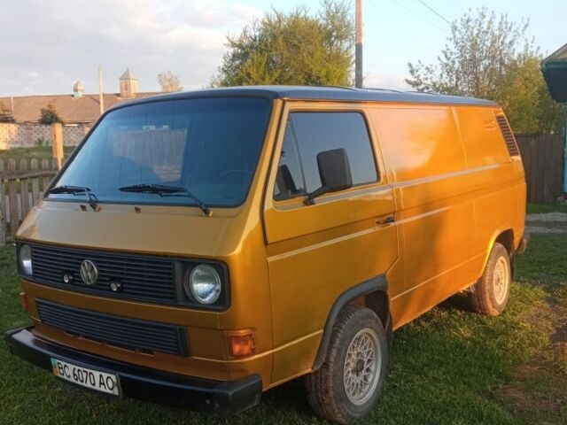 Жовтий Фольксваген Transporter, об'ємом двигуна 0 л та пробігом 350 тис. км за 2700 $, фото 1 на Automoto.ua