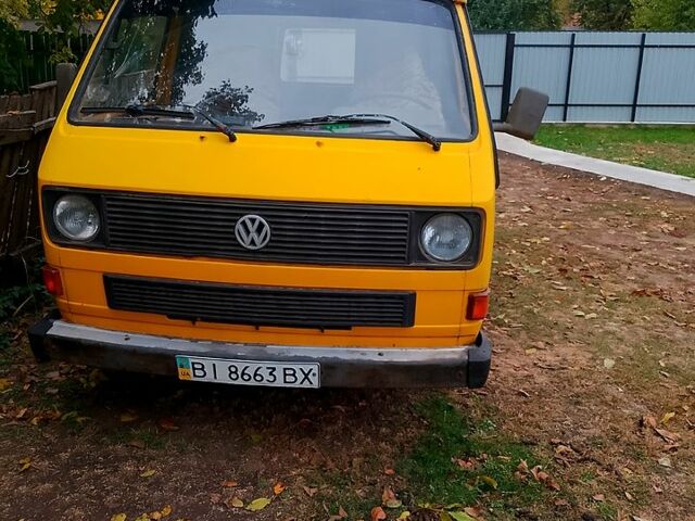 Желтый Фольксваген Transporter, объемом двигателя 1.7 л и пробегом 0 тыс. км за 1550 $, фото 1 на Automoto.ua
