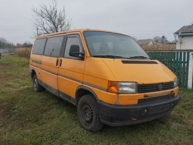 Жовтий Фольксваген Transporter, об'ємом двигуна 1.9 л та пробігом 300 тис. км за 1600 $, фото 1 на Automoto.ua