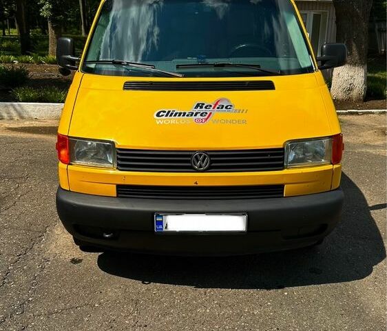 Жовтий Фольксваген Transporter, об'ємом двигуна 1.9 л та пробігом 409 тис. км за 5000 $, фото 1 на Automoto.ua