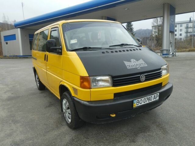 Желтый Фольксваген Transporter, объемом двигателя 1.9 л и пробегом 340 тыс. км за 6150 $, фото 1 на Automoto.ua