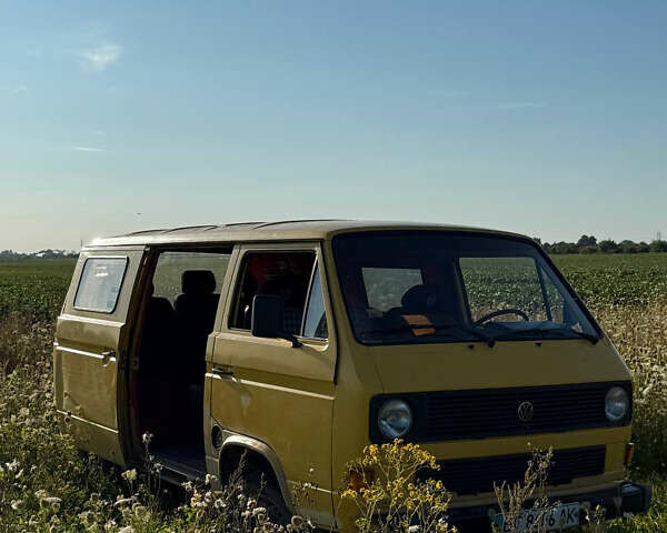 Жовтий Фольксваген Transporter, об'ємом двигуна 1.9 л та пробігом 499 тис. км за 1950 $, фото 1 на Automoto.ua