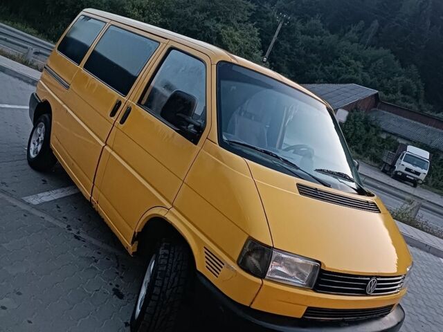 Жовтий Фольксваген Transporter, об'ємом двигуна 1.9 л та пробігом 400 тис. км за 3500 $, фото 1 на Automoto.ua