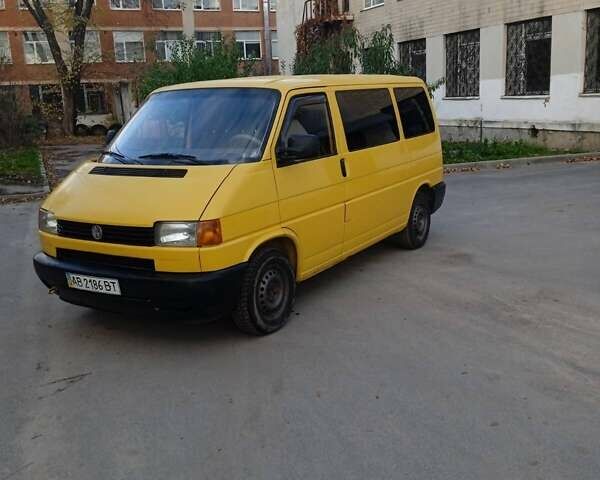 Жовтий Фольксваген Transporter, об'ємом двигуна 1.9 л та пробігом 307 тис. км за 5700 $, фото 1 на Automoto.ua