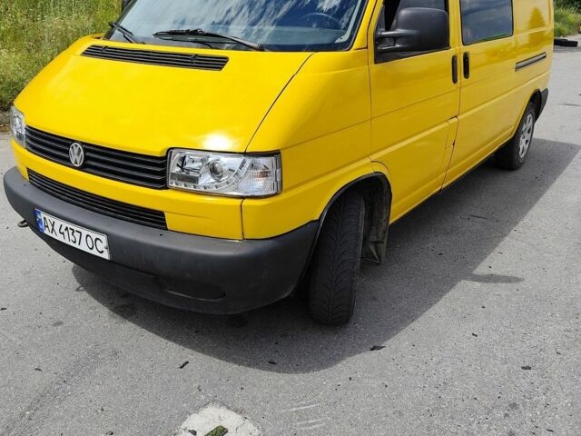 Жовтий Фольксваген Transporter, об'ємом двигуна 2.5 л та пробігом 338 тис. км за 6900 $, фото 1 на Automoto.ua