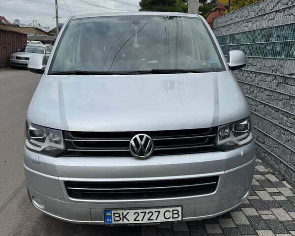 Серый Фольксваген Transporter, объемом двигателя 1.97 л и пробегом 330 тыс. км за 12800 $, фото 1 на Automoto.ua