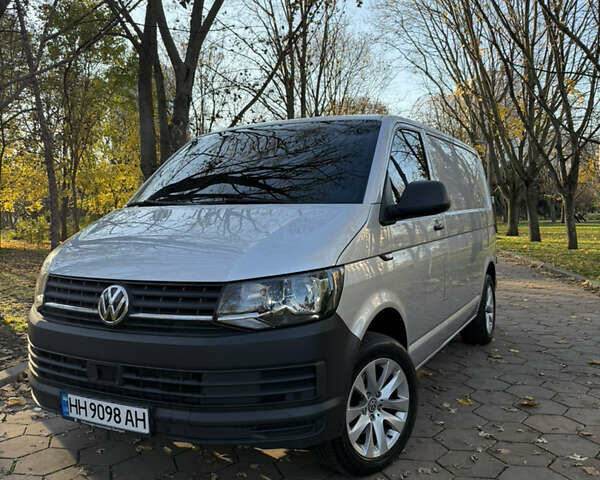 Сірий Фольксваген Transporter, об'ємом двигуна 2 л та пробігом 248 тис. км за 24900 $, фото 1 на Automoto.ua