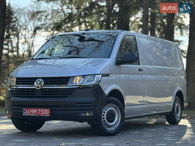 Серый Фольксваген Transporter, объемом двигателя 2 л и пробегом 208 тыс. км за 24850 $, фото 1 на Automoto.ua