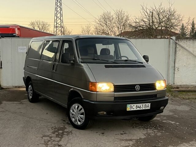 Серый Фольксваген Transporter, объемом двигателя 1.9 л и пробегом 442 тыс. км за 3450 $, фото 1 на Automoto.ua