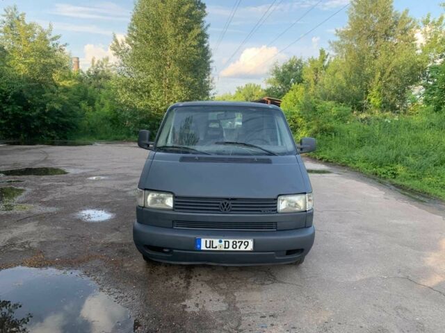 Серый Фольксваген Transporter, объемом двигателя 0 л и пробегом 350 тыс. км за 2800 $, фото 1 на Automoto.ua