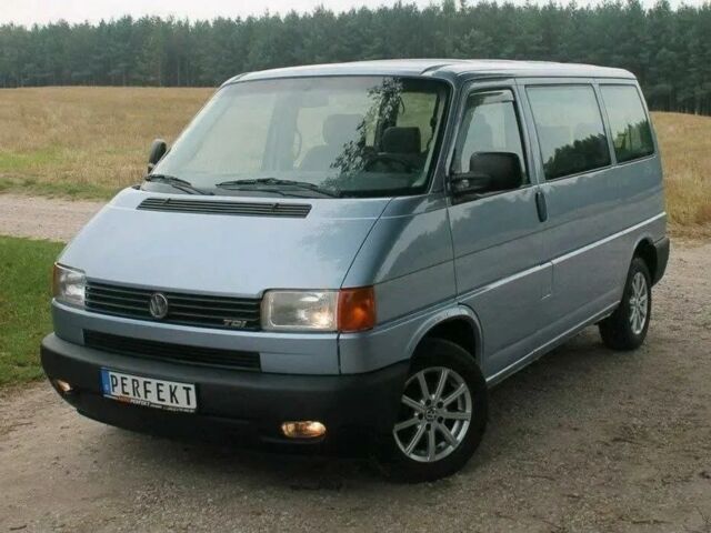 Серый Фольксваген Transporter, объемом двигателя 0 л и пробегом 220 тыс. км за 1830 $, фото 1 на Automoto.ua