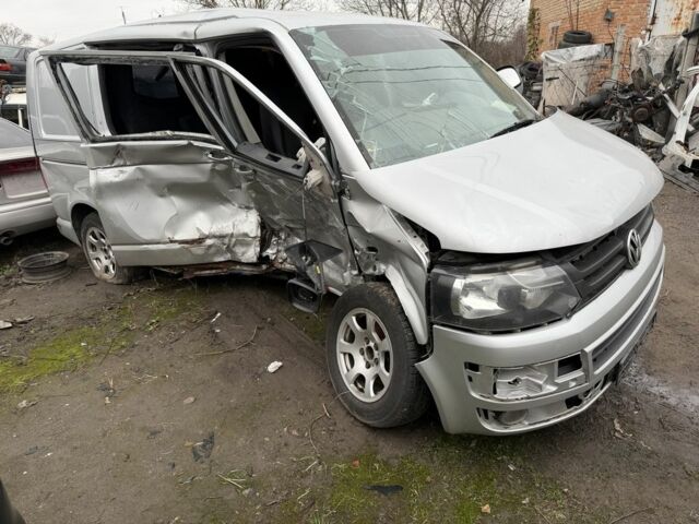Сірий Фольксваген Transporter, об'ємом двигуна 2 л та пробігом 300 тис. км за 4999 $, фото 1 на Automoto.ua