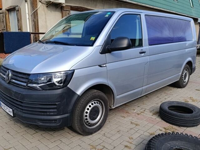 Сірий Фольксваген Transporter, об'ємом двигуна 2 л та пробігом 120 тис. км за 26000 $, фото 1 на Automoto.ua