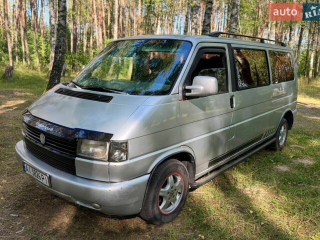 Серый Фольксваген Transporter, объемом двигателя 2.37 л и пробегом 390 тыс. км за 3700 $, фото 1 на Automoto.ua