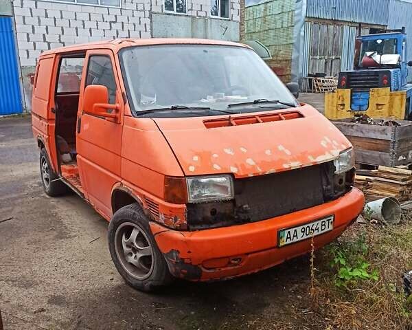 Серый Фольксваген Transporter, объемом двигателя 0 л и пробегом 580 тыс. км за 2600 $, фото 1 на Automoto.ua