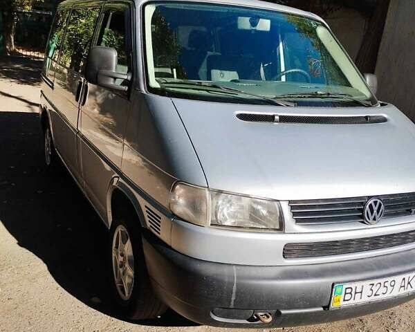 Сірий Фольксваген Transporter, об'ємом двигуна 2.5 л та пробігом 300 тис. км за 6900 $, фото 1 на Automoto.ua