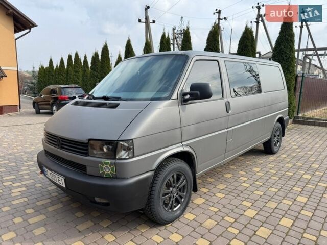 Серый Фольксваген Transporter, объемом двигателя 2.46 л и пробегом 490 тыс. км за 9100 $, фото 1 на Automoto.ua