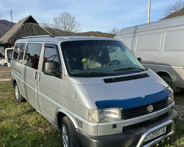 Серый Фольксваген Transporter, объемом двигателя 2.46 л и пробегом 361 тыс. км за 4300 $, фото 1 на Automoto.ua