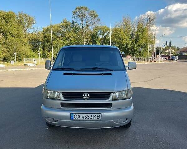 Серый Фольксваген Transporter, объемом двигателя 0 л и пробегом 475 тыс. км за 8200 $, фото 1 на Automoto.ua